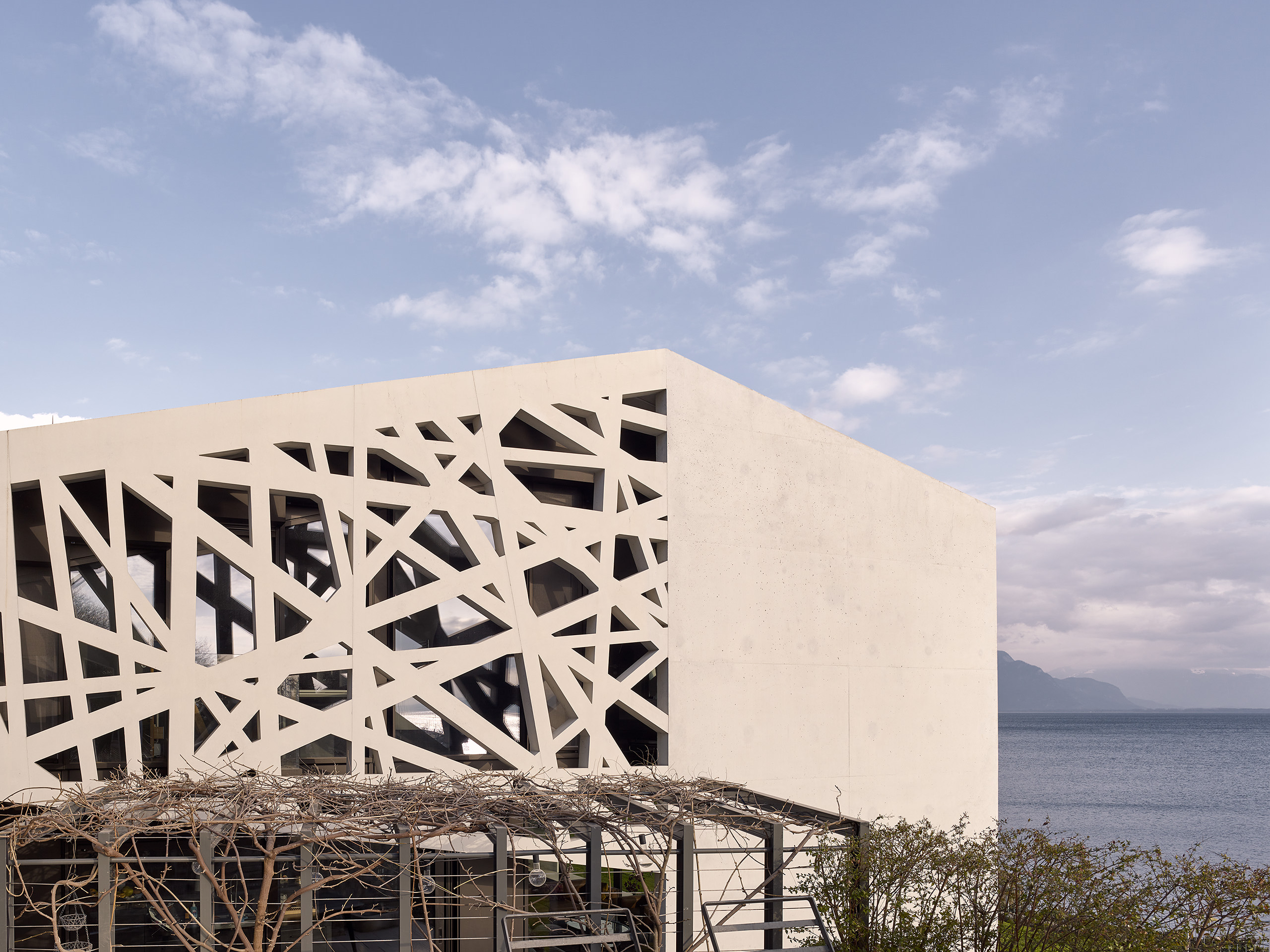 Villa au bord d’un lac en Suisse